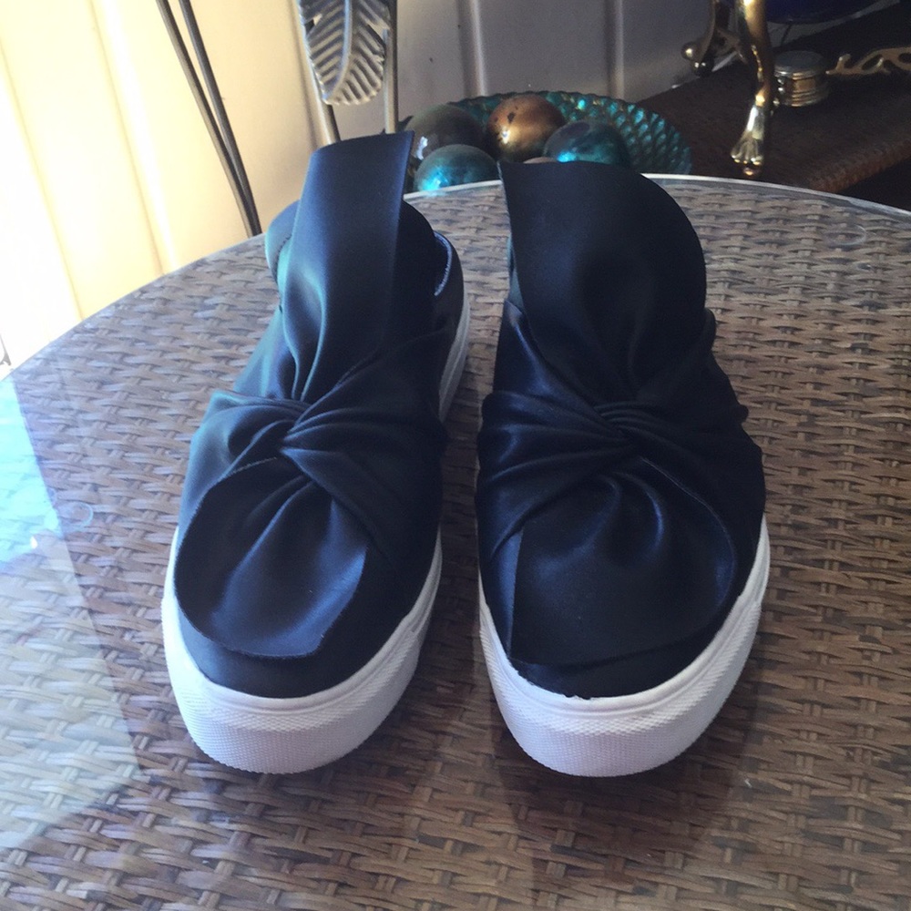 Steve Madden leather shoes